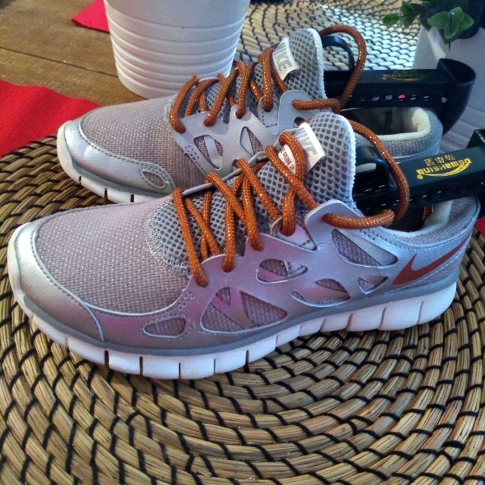 Nike Free Run 2 size 5.5